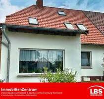 Großzügiges Grundstück+Gemütliches Heim - Sarmstorf Bredentin