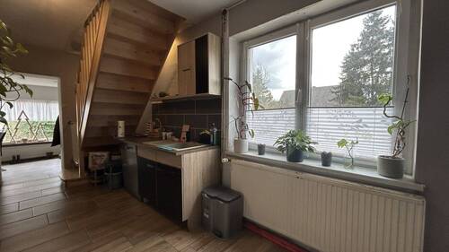 Küchenbereich unter der Treppe - 