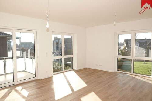 schöner Wohn- und Essbereich - 3 Zimmer Etagenwohnung in Wiesmoor