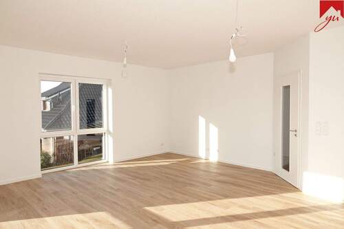 Wohn- und Essbereich I - Etagenwohnung mit 100,20 m&sup2; in Wiesmoor zur Miete