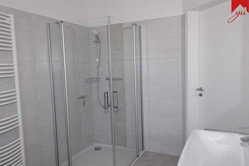 Badezimmer, Dusche - 