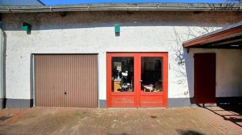 Garage und früherer Partyraum - 
