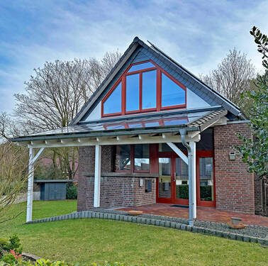 Ansicht - Modernes EFH mit drei Garagen - 685.000,00&nbsp;EUR Kaufpreis, ca.&nbsp; 171,00&nbsp;m&sup2;&nbsp;Wohnfl&auml;che