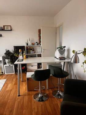 Zimmer - Etagenwohnung mit 28,00 m² in Nürnberg zur Miete