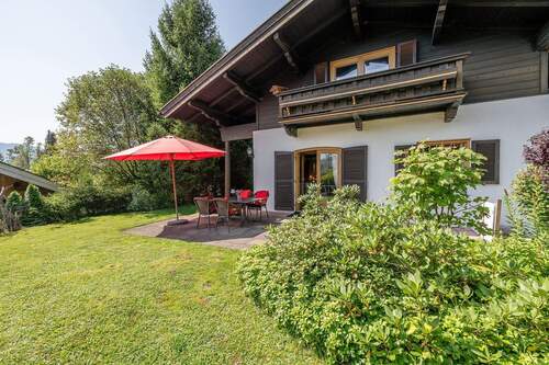 -Süd-Ost Aussenansicht - Charmantes Landhaus für gehobene Ansprüche - mit Ausblick auf die umgebende Gebirgswelt - 2.Wohnsitz möglich