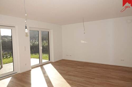 Wohn- und Essbereich Bild III - Etagenwohnung mit 93,50 m&sup2; in Wiesmoor zur Miete