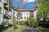 Ruhiger Bereich im Innenhof. - 