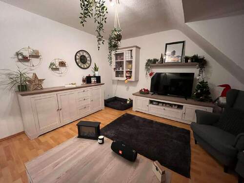 Wohnzimmer - Etagenwohnung mit 59,00 m&sup2; in Essen zum Kaufen