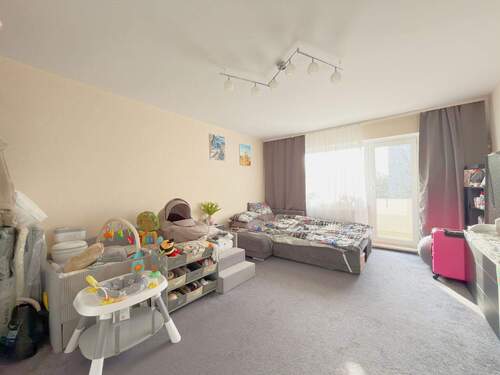 Wohnzimmer - 2 Zimmer Etagenwohnung zum Kaufen in Bremen