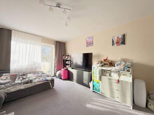 Wohnzimmer - 2 Zimmer Etagenwohnung in Bremen