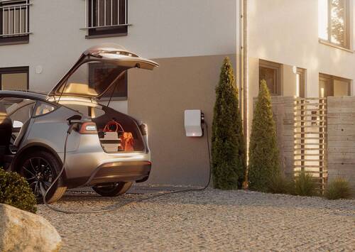 Landhaus-142-modern-Strasse-Putz-WallBox - 