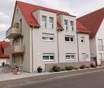 Dormitz Fassade.jpg - helle Wohnung mit Balkon + EBK - 1.200,00&nbsp;EUR Kaltmiete, ca.&nbsp; 84,00&nbsp;m&sup2;&nbsp;Wohnfl&auml;che