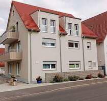 helle Wohnung mit Balkon + EBK - 1.200,00&nbsp;EUR Kaltmiete, ca.&nbsp; 84,00&nbsp;m&sup2;&nbsp;Wohnfl&auml;che in Dormitz (PLZ: 91077)