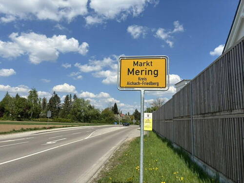 Einfahrt in Mering - 