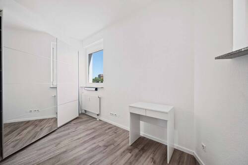 Zimmer 3 (2) - 