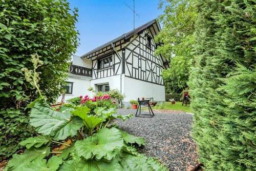 Seitenansicht - 6 Zimmer Einfamilienhaus in Windhagen