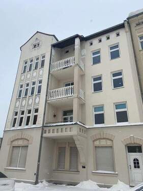 Hausansicht - 4 Zimmer Etagenwohnung zur Miete in Forst (Lausitz)