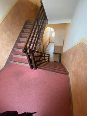 Treppenhaus - 4 Zimmer Etagenwohnung in Forst (Lausitz)