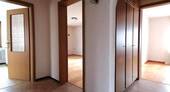 EG Wohnung Flur - 8 Zimmer Mehrfamilienhaus, Wohnhaus in Markgröningen