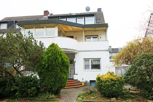 Gartenansicht - Mehrfamilienhaus, Wohnhaus mit 195,00 m² in Köln Holweide zum Kaufen