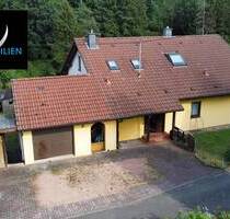 Landleben pur - Mehrgenerationenhaus mit Bachlauf und großem Garten - Selchenbach