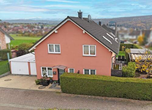 Straßenansicht - 4 Zimmer Einfamilienhaus in Ober-Mörlen