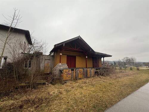 Anbei - 7 Zimmer Einfamilienhaus in Heideck