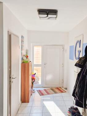 Diele - 6 Zimmer Einfamilienhaus in Kümmersbruck