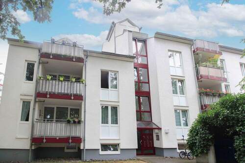 straßenseitige Objektansicht - 3 Zimmer Einfamilienhaus zum Kaufen in Königs Wusterhausen