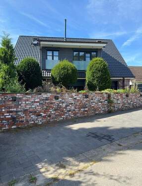 Hausansicht - Exklusives Erdgeschoss Wohnung im 2 WE Architekten- und Designhaus an der Ostsee!