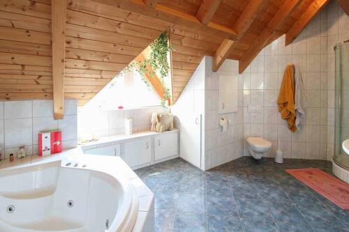 Badezimmer 1.OG - 