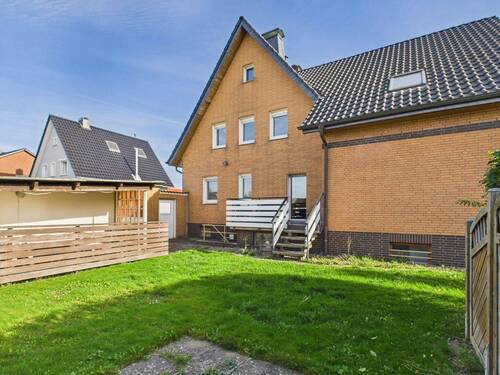 Ansicht aus dem Garten - 