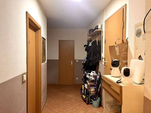 Diele/Flur - Etagenwohnung mit 103,50 m&sup2; in Mönchengladbach zum Kaufen