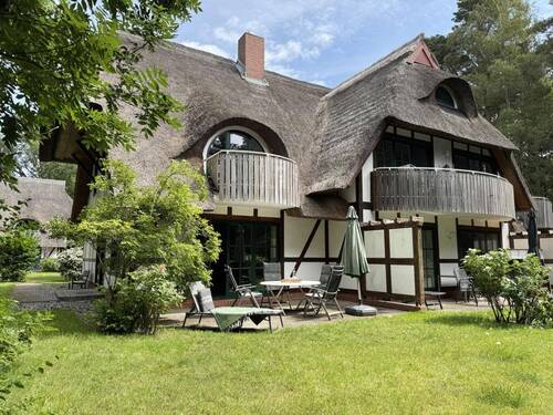 Hausansicht mit Terrasse - Ferienwohnung direkt am Nationalpark