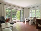 Wohn-Essbereich mit Terrasse - 