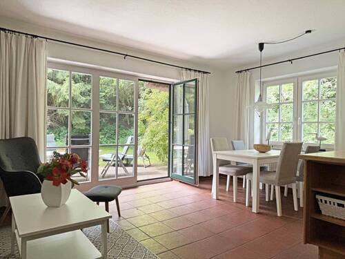 Wohn-Essbereich mit Terrasse - 