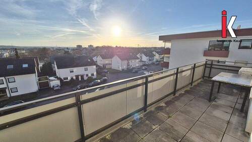 Bild 1 - Einmaliges Wohnambiente mit Pool! 4-Zimmerwohnung in Maichingen