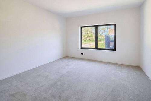 Haupthaus - EG Schlafzimmer II von VI - 