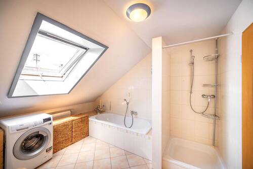 Badezimmer mit WM-Anschluß - 