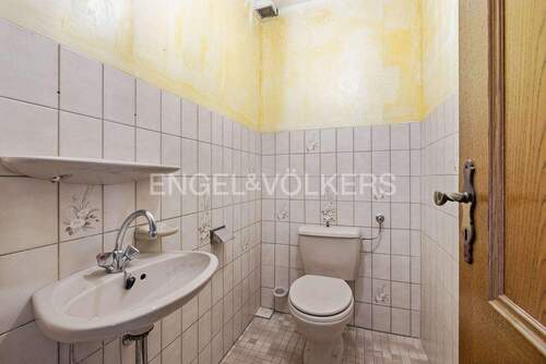 Gäste-WC Erdgeschoss - 