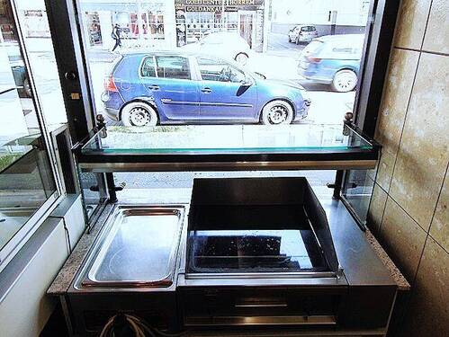 Snack-Ausgabe-Fenster.JPG - 