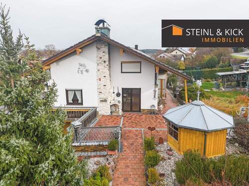 Außenansichten - Großzügiges Einfamilienhaus in Kümmersbruck