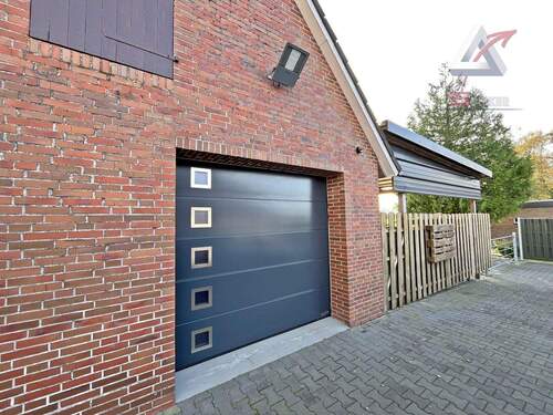 Garage - 
