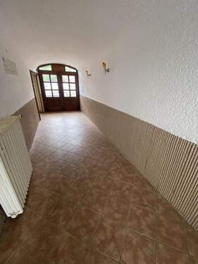 breiter Eingangsflur - 