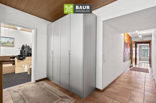 Flur - Büro mit 113,80 m&sup2; in Bad Waldsee zum Kaufen
