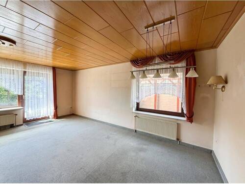 Wohn- und Esszimmer - 