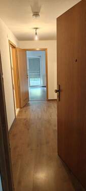 Flur mit Blick Schlafzimmer - 