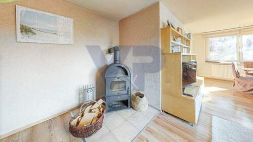 Wohnzimmer 1 - Einfamilienhaus mit 202,30 m&sup2; in Bad Köstritz zum Kaufen