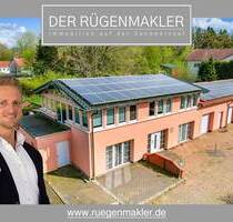 Mehrfamilienhaus mit drei Wohnungen, Photovoltaik, Garagen oder möglicher Werkstatt in 18581 Putbus
