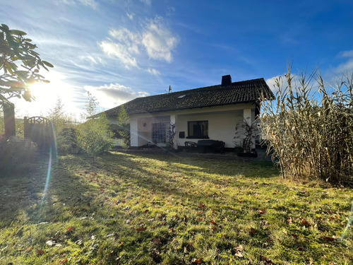 Garten- und Hausansicht - 